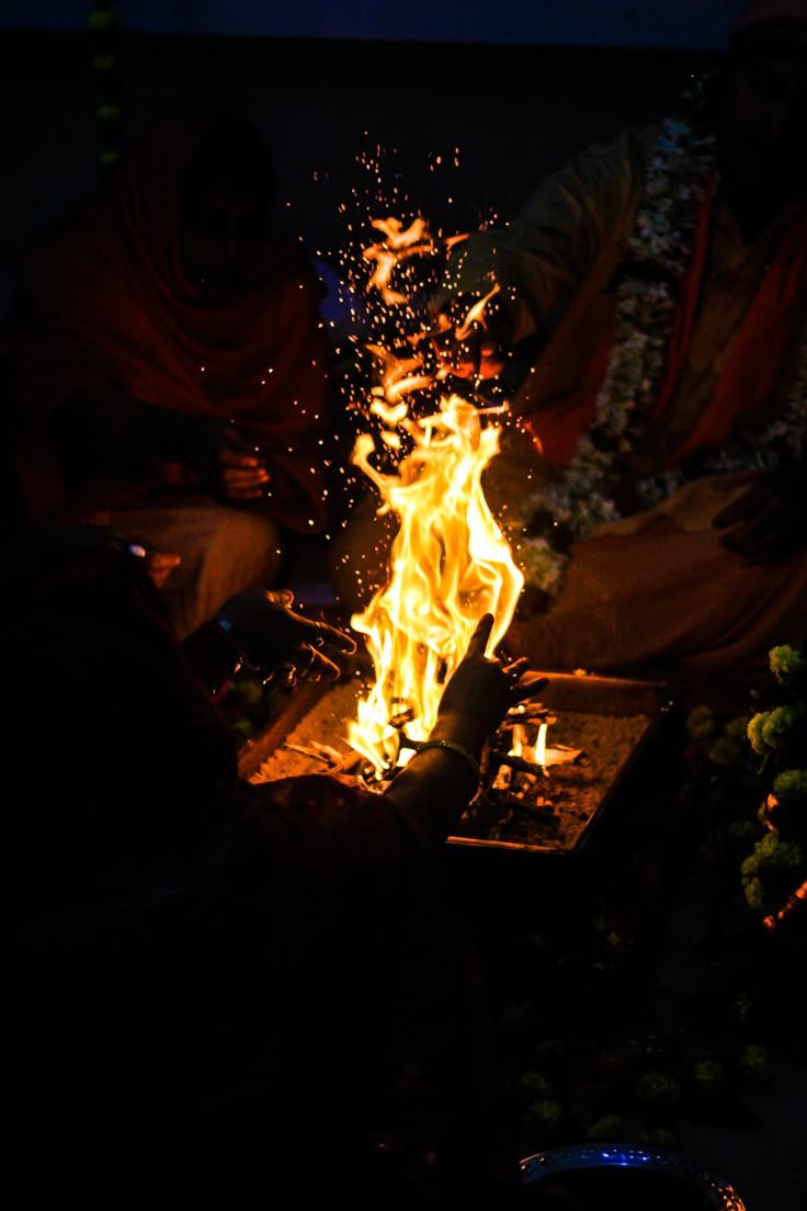 हवन का महत्व, लाभ और संपूर्ण विधि | Bhaktinama Anantkaal Hawan