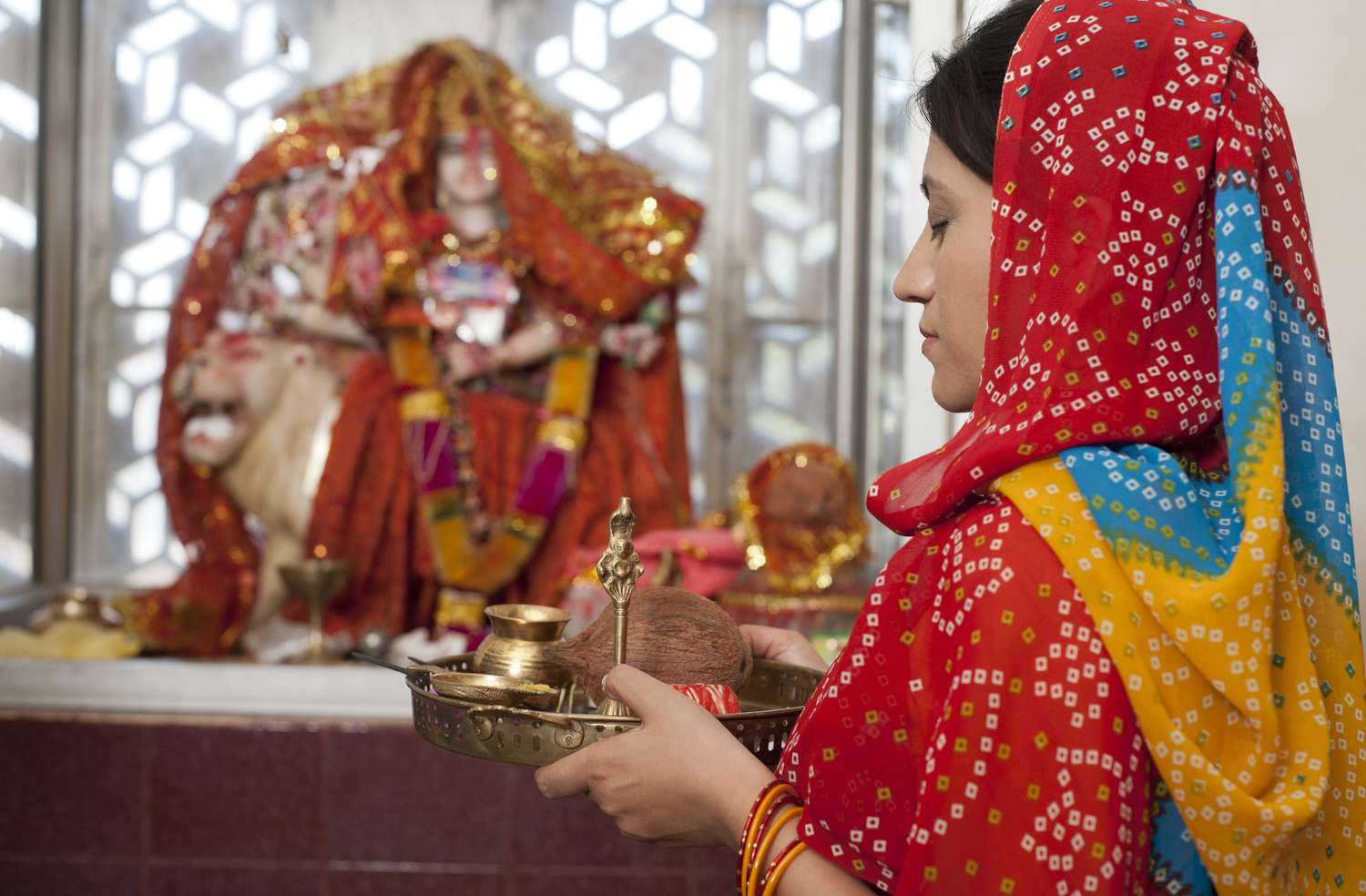 Weekday Fasts in Hinduism: Meaning, Benefits & Complete Guide to Vaar Vrat