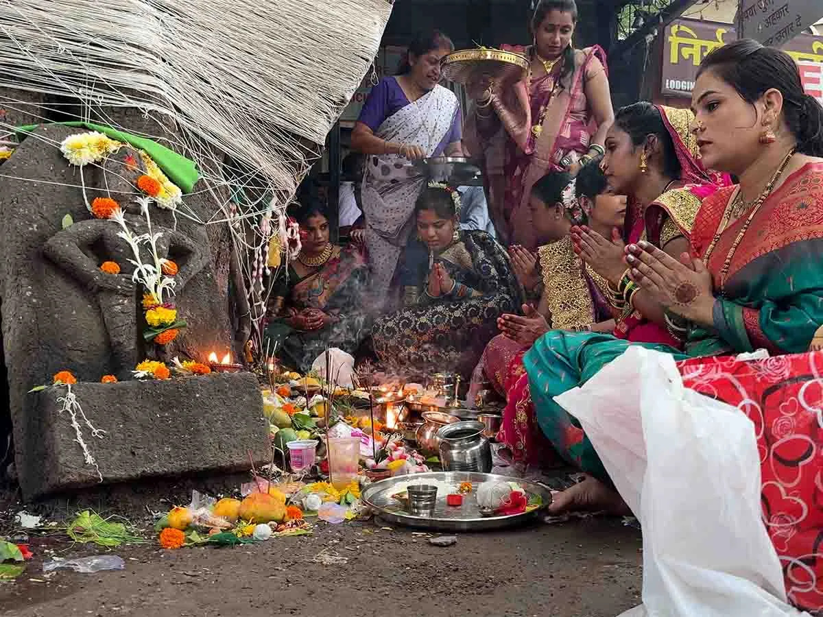 ज्येष्ठ वट पूर्णिमा 2026: तिथि, व्रत कथा, पूजा विधि, महत्व और आध्यात्मिक लाभ